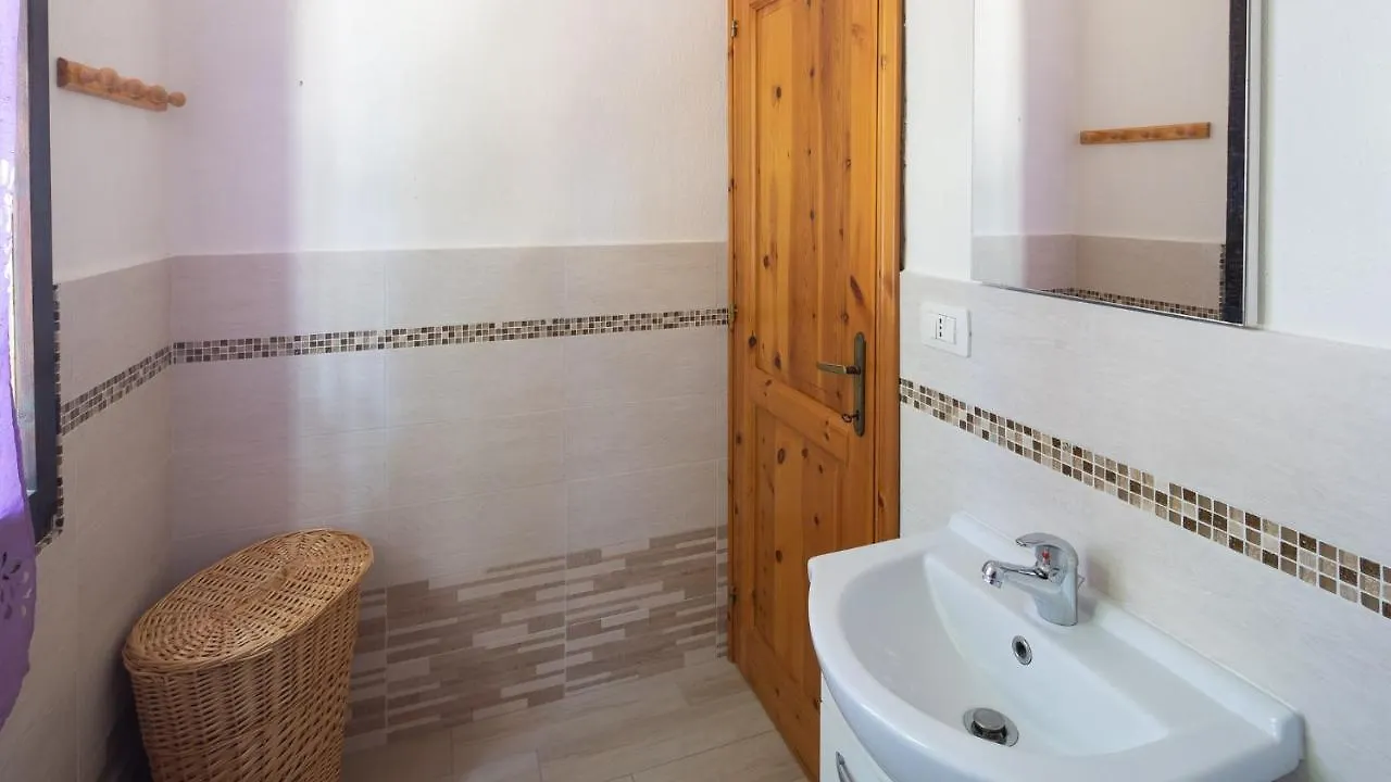 La Collinetta Sul Mare Διαμέρισμα Budoni 0*,